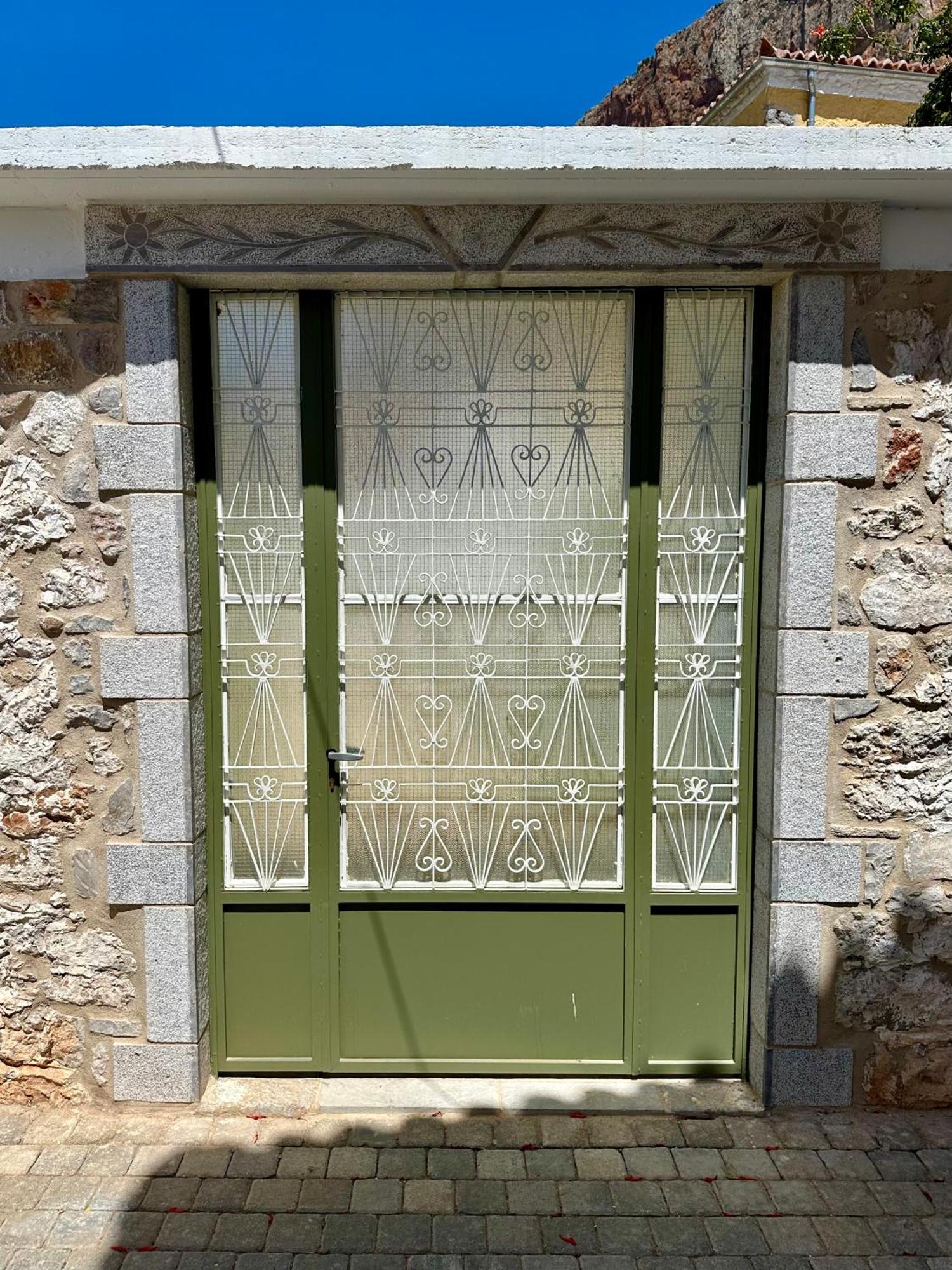 Alexander House 2 Villa Leonidio Exterior photo